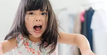 Cara Menghadapi dan Mengatasi Anak Tantrum