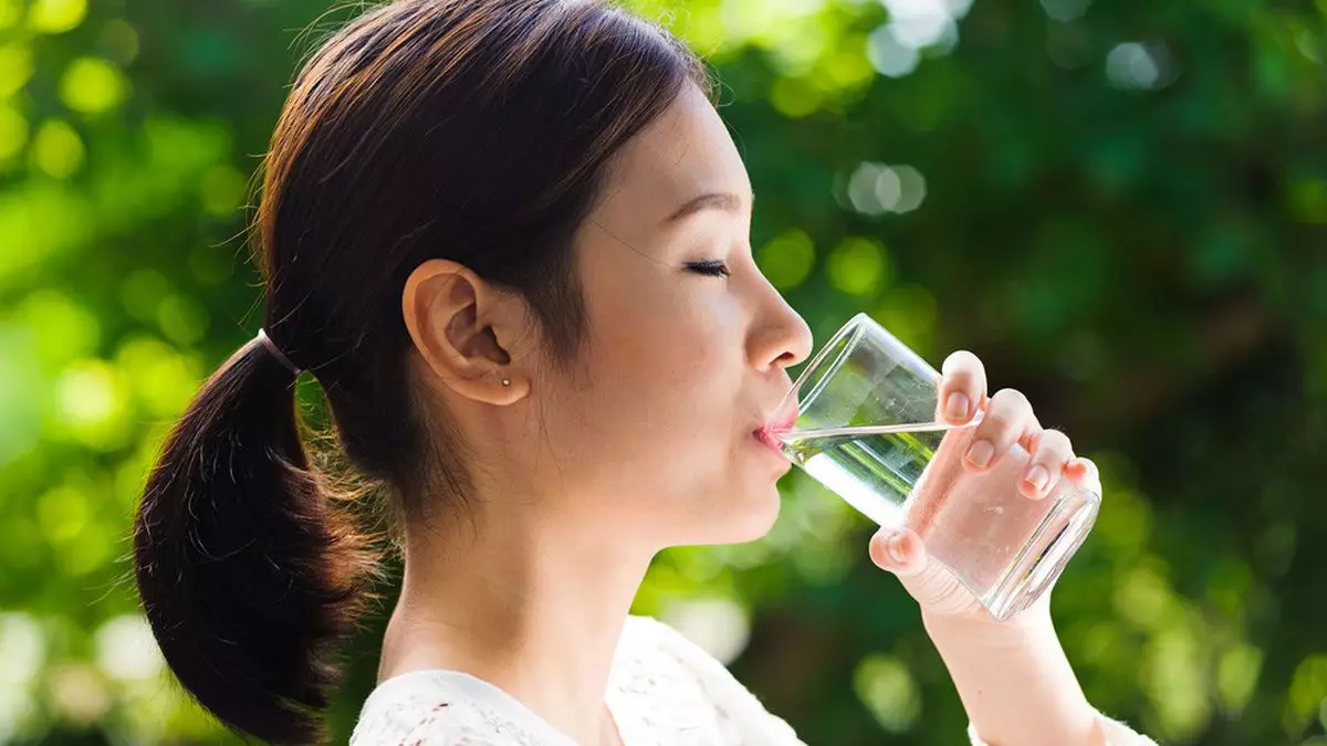 minum air